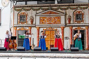 Slavnosti pětilisté růže ®, Český Krumlov, pátek 16. 6. 2023, foto: Lubor Mrázek (1/191)