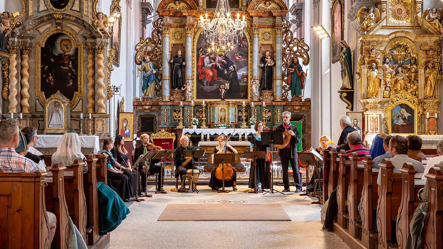 Vokal-Instrumentalensemble mit historischen Instrumenten Chairé Příbram - Engelsfreundschaft - Konzert mit geistlicher Musik