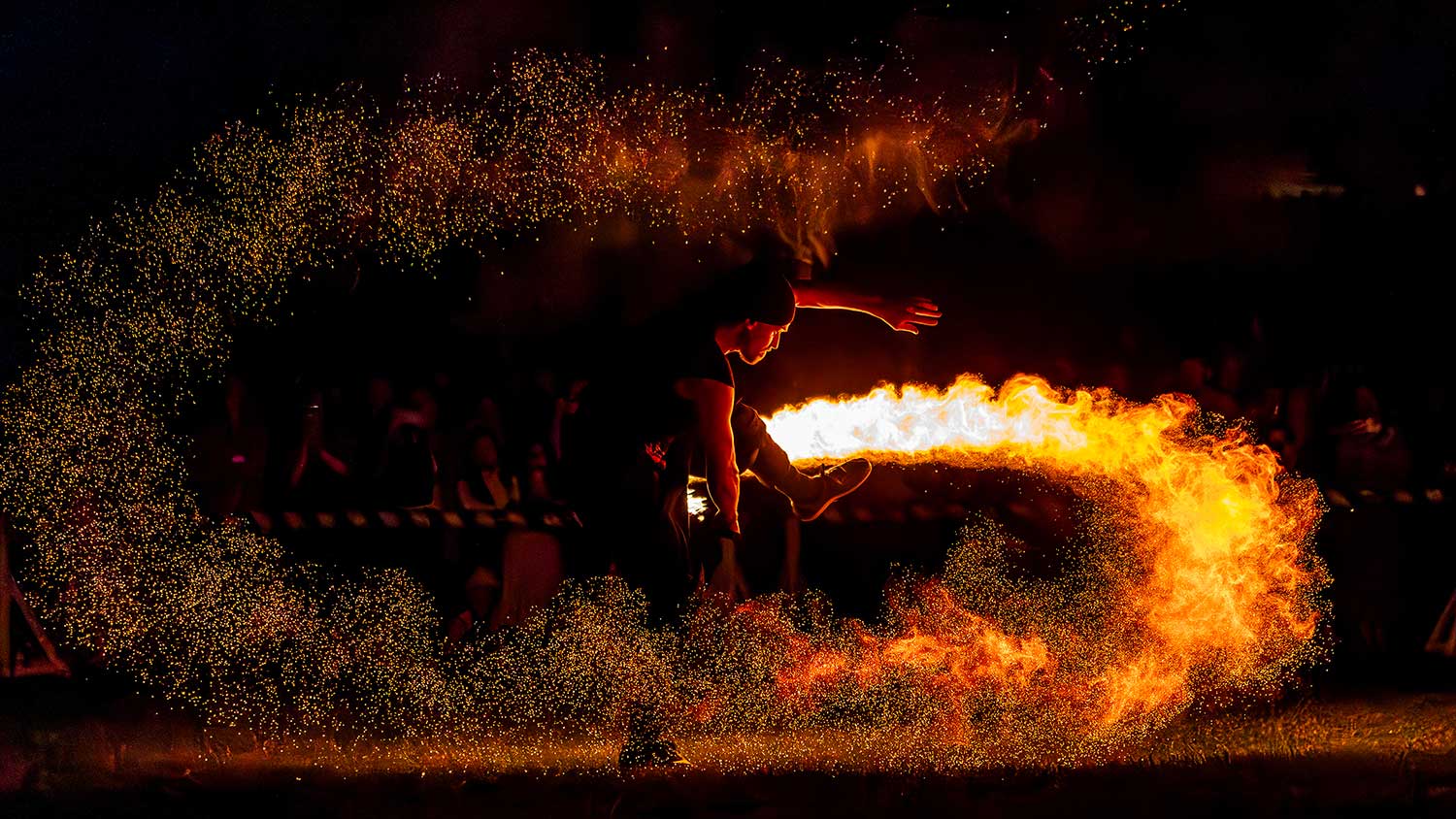 In Flamenus a Palitschi - Komponierte Feuershow